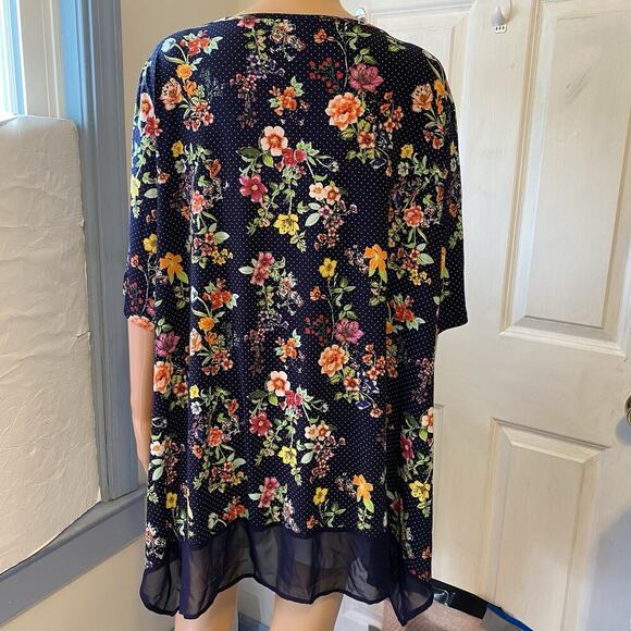 Nina Leonard Woman 3X Black Floral Liquid Knit Slip Top Flowy Swing Cottagecore - Picture 8 of 8